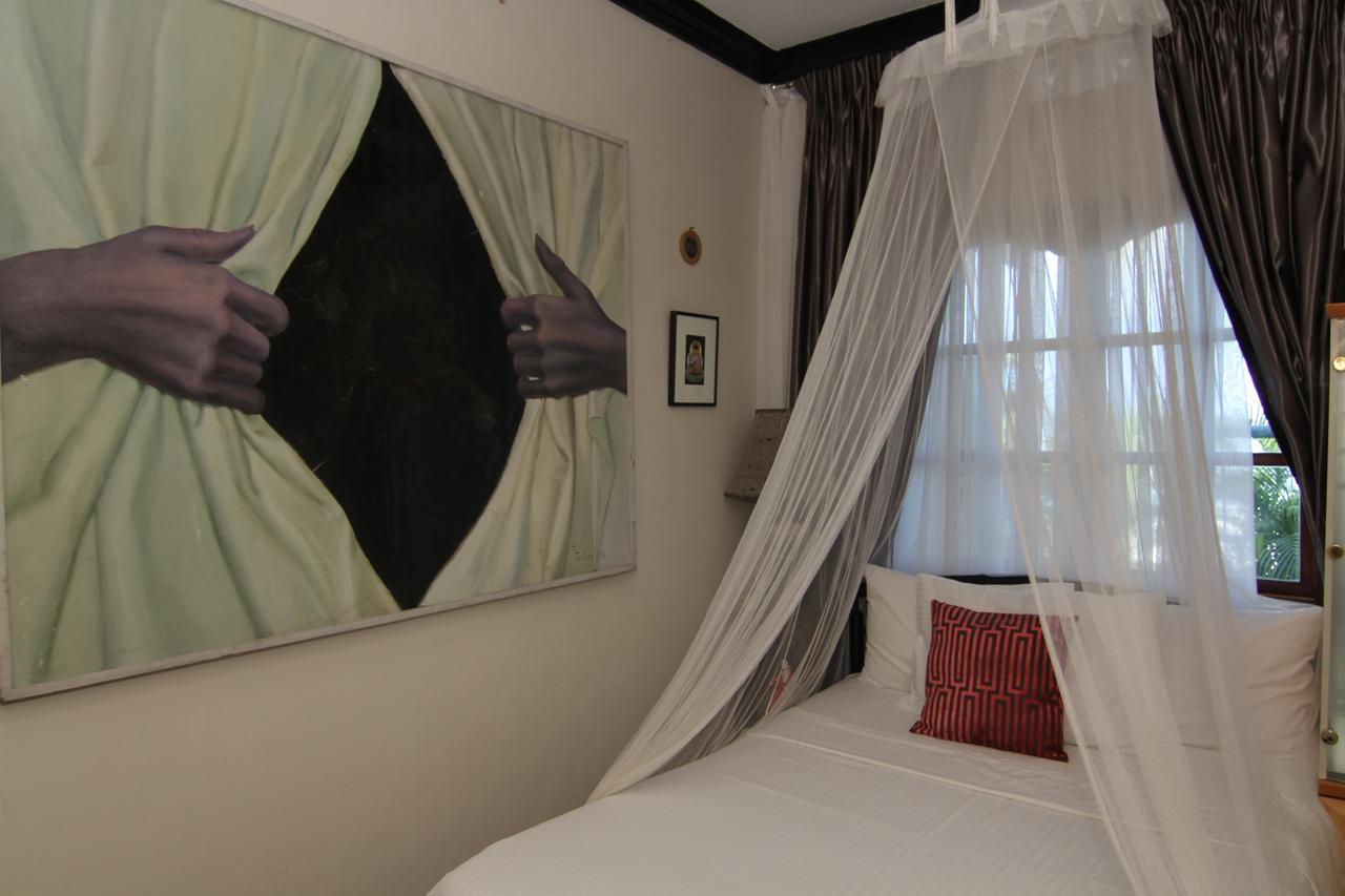 The Wilsons' Shangrila Bed & Breakfast Dumaguete City Bagian luar foto
