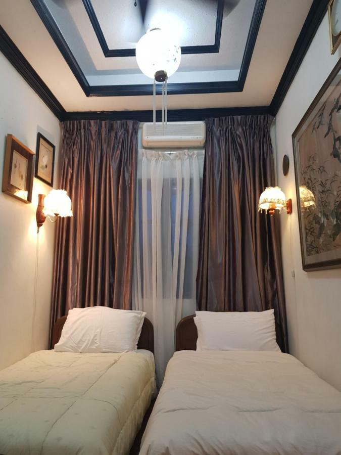 The Wilsons' Shangrila Bed & Breakfast Dumaguete City Bagian luar foto